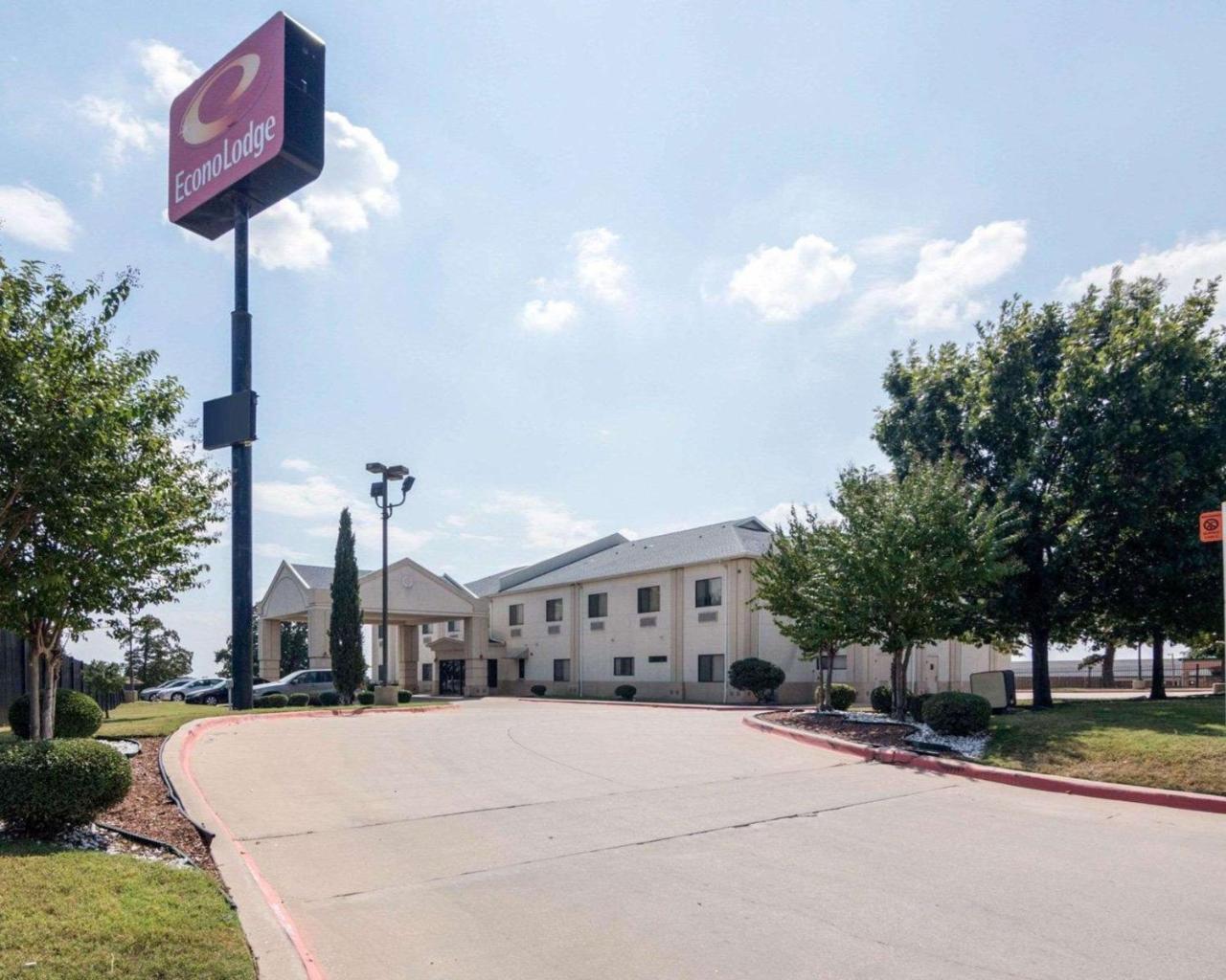 Econo Lodge Weatherford Exterior photo